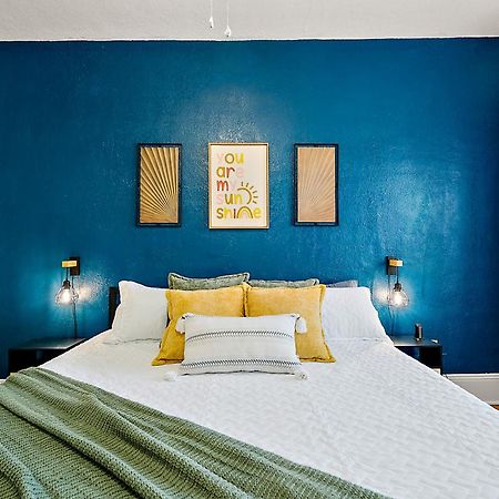 Downtown Den-King Bed~Heart Of Eustis~Queen Sleeper~Upstairs~Bright & Happy 外观 照片